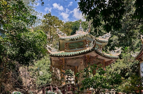 宁波七塔寺(探访宁波七塔寺：古老寺庙留下的文化遗产)