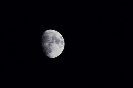 天琴座流星雨(惊艳夜空，神秘天琴座流星雨 )